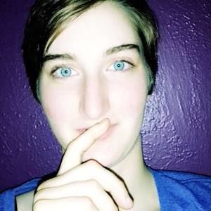 Meet your Posher, Liz